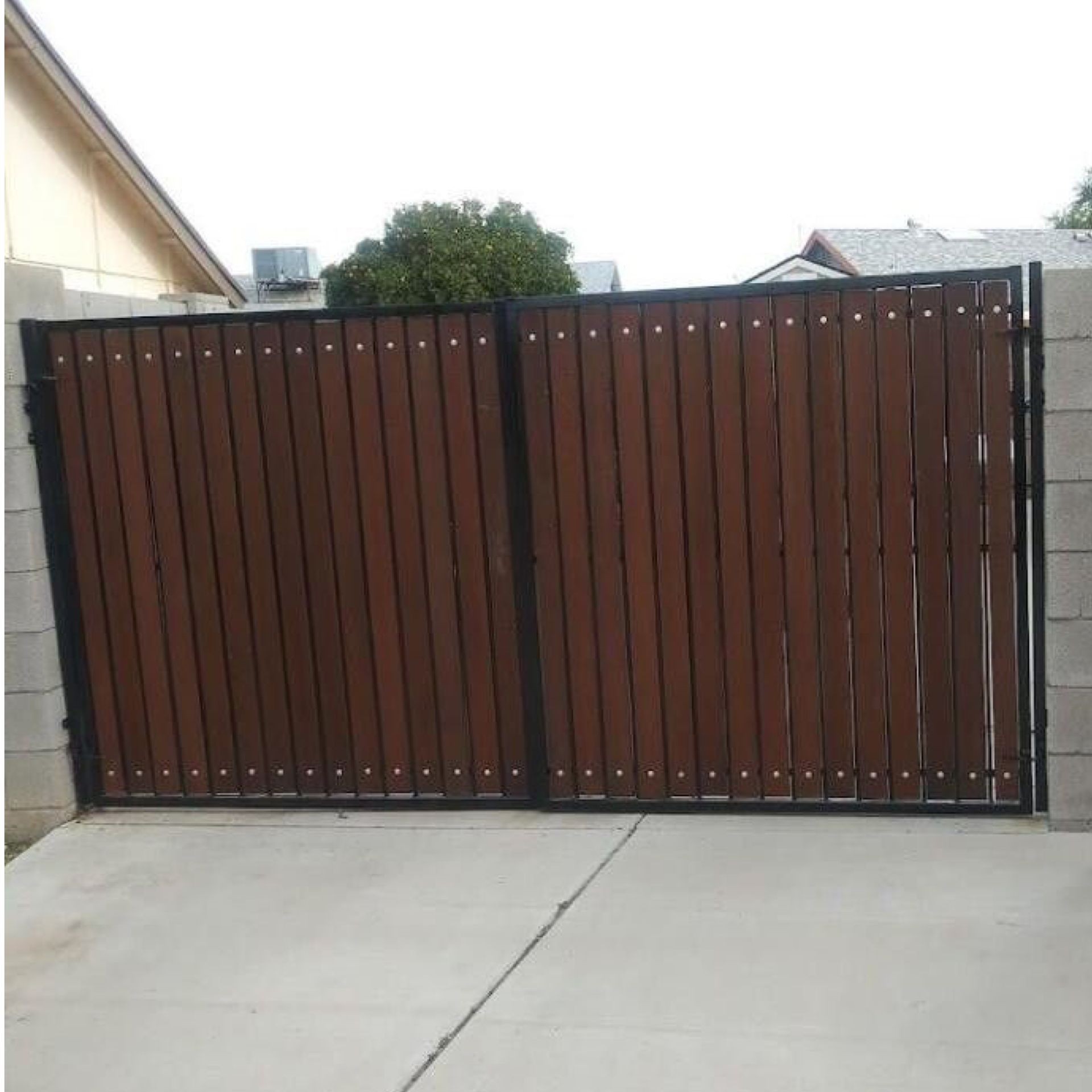 RV Gate